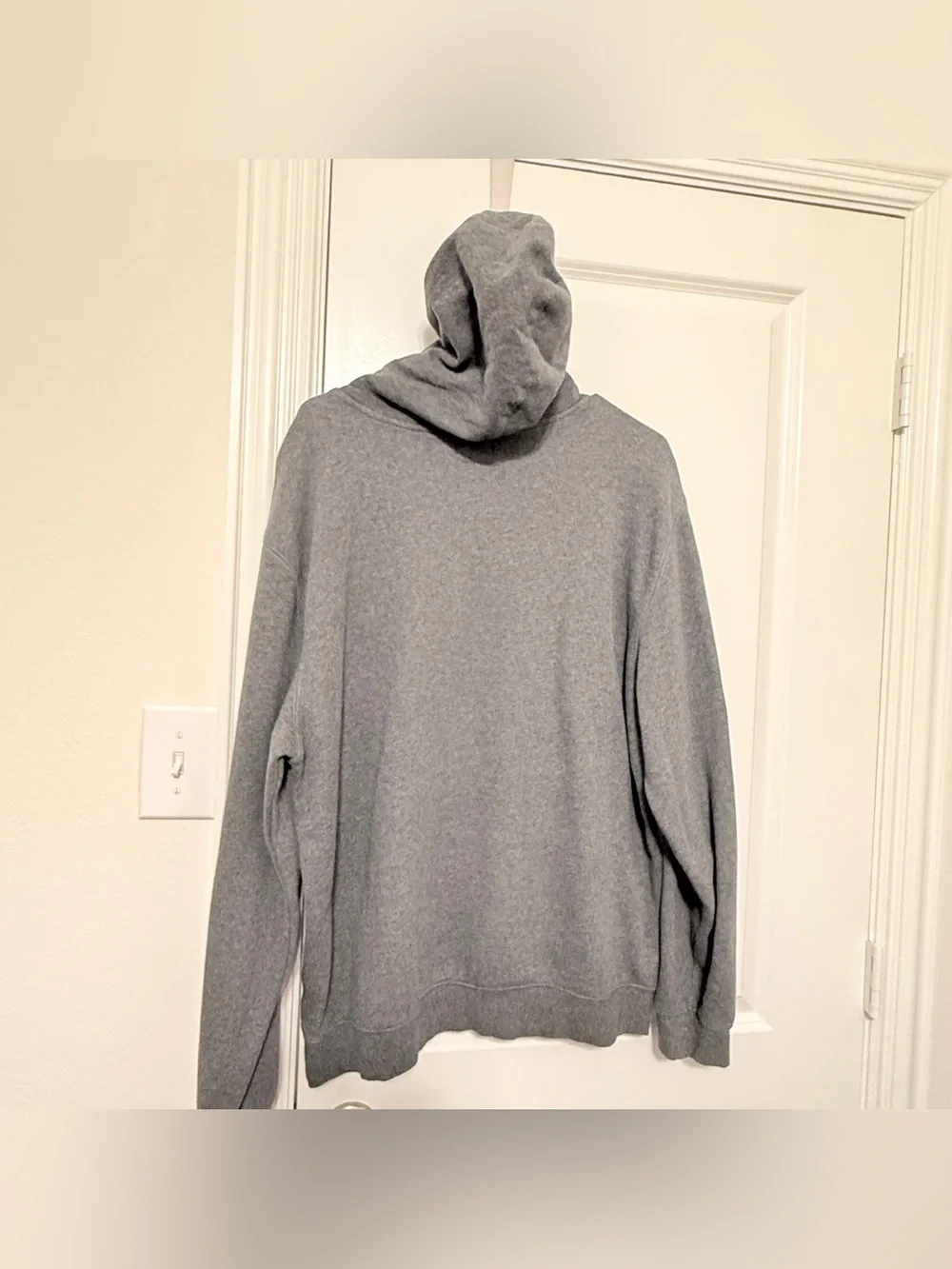 Everlast Sport Gray Pullover Hoodie Large Embroidered Logo